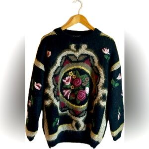 Beautiful Vintage Mohair Blend Floral Hand Knit Sweater